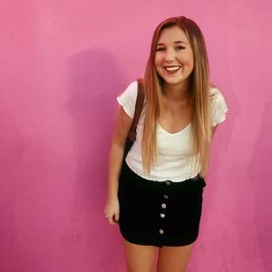 Meet your Posher, Kara